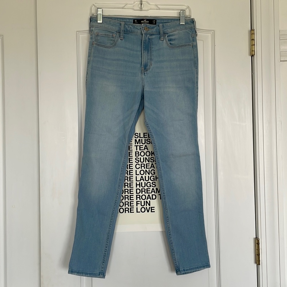 Hollister Light Wash High Rise Super Skinny Soft Stretch Jeans Size 9S W29 L26